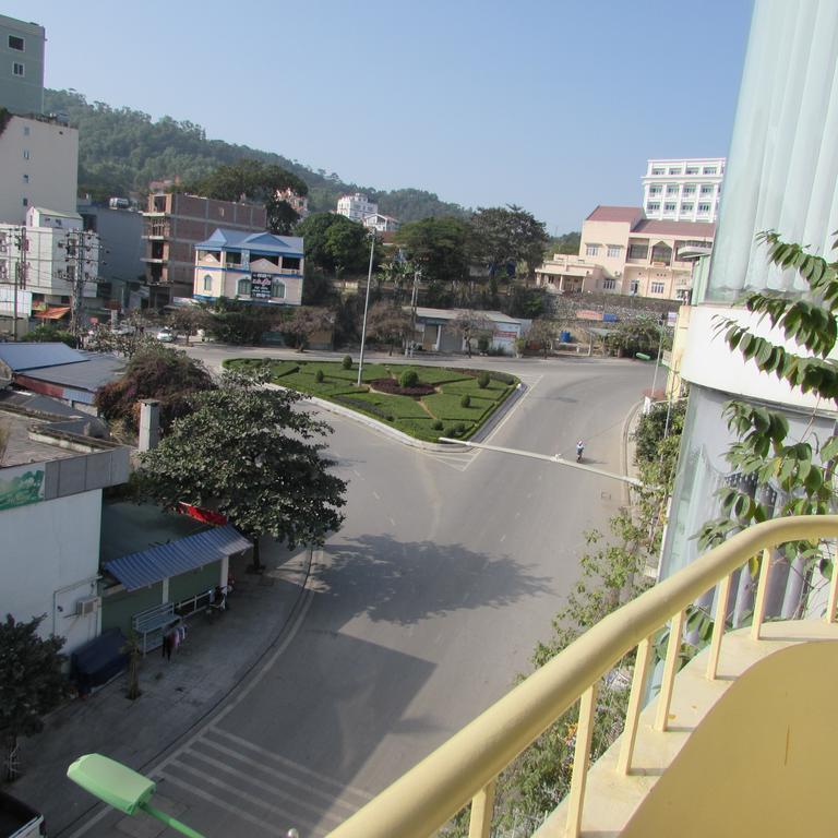 Viet Nhat Halong Hotel - Bai Chay Hạ Long Extérieur photo