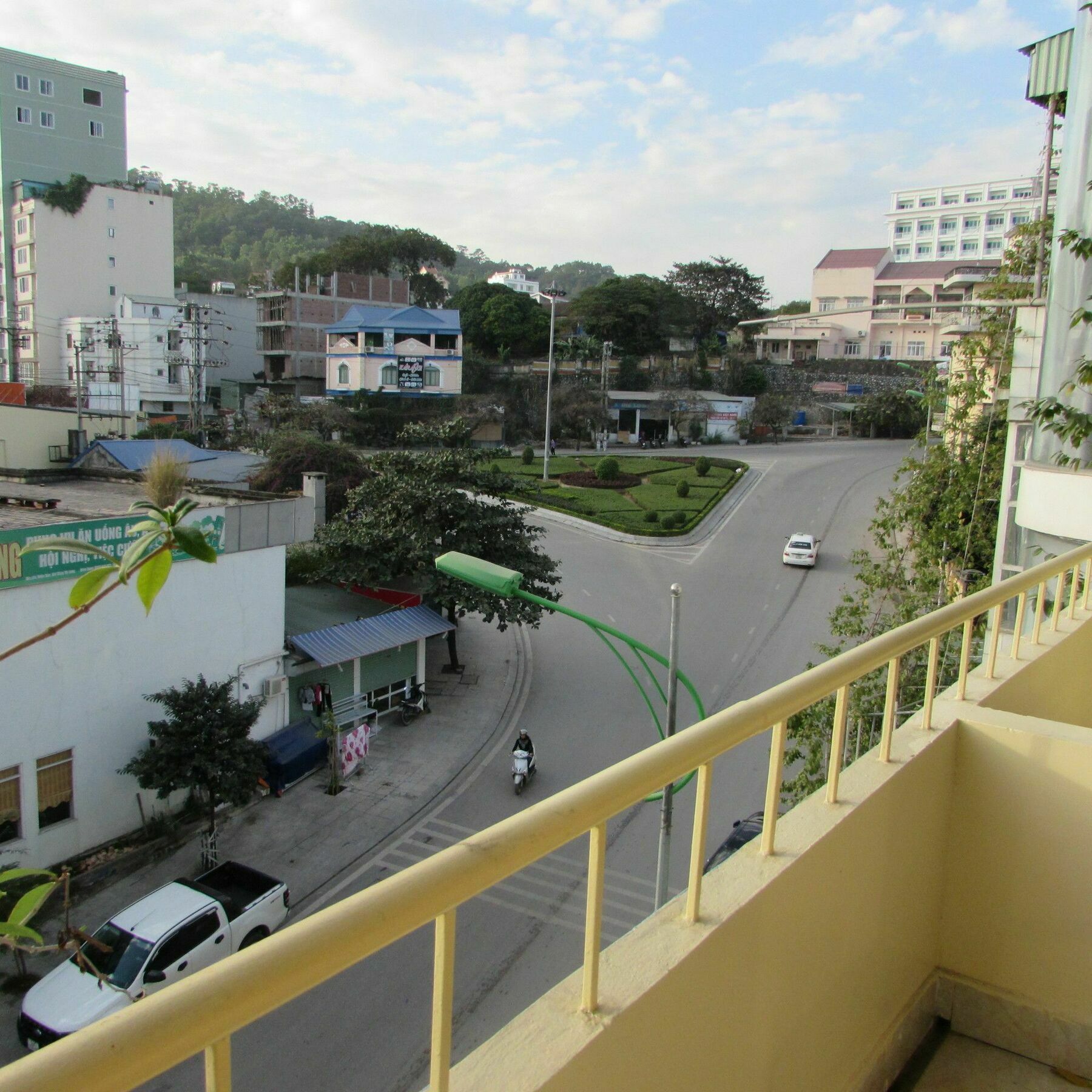 Viet Nhat Halong Hotel - Bai Chay Hạ Long Extérieur photo